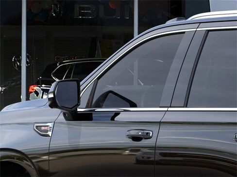 New 2025 GMC Yukon Elevation image 16