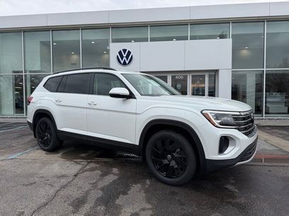 New 2026 Volkswagen Atlas SE