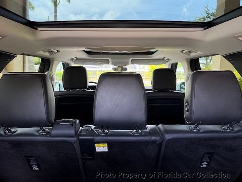 Used 2017 Land Rover Discovery HSE AWD/4WD image 70
