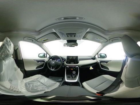 New 2025 Toyota RAV4 XLE Premium image 33