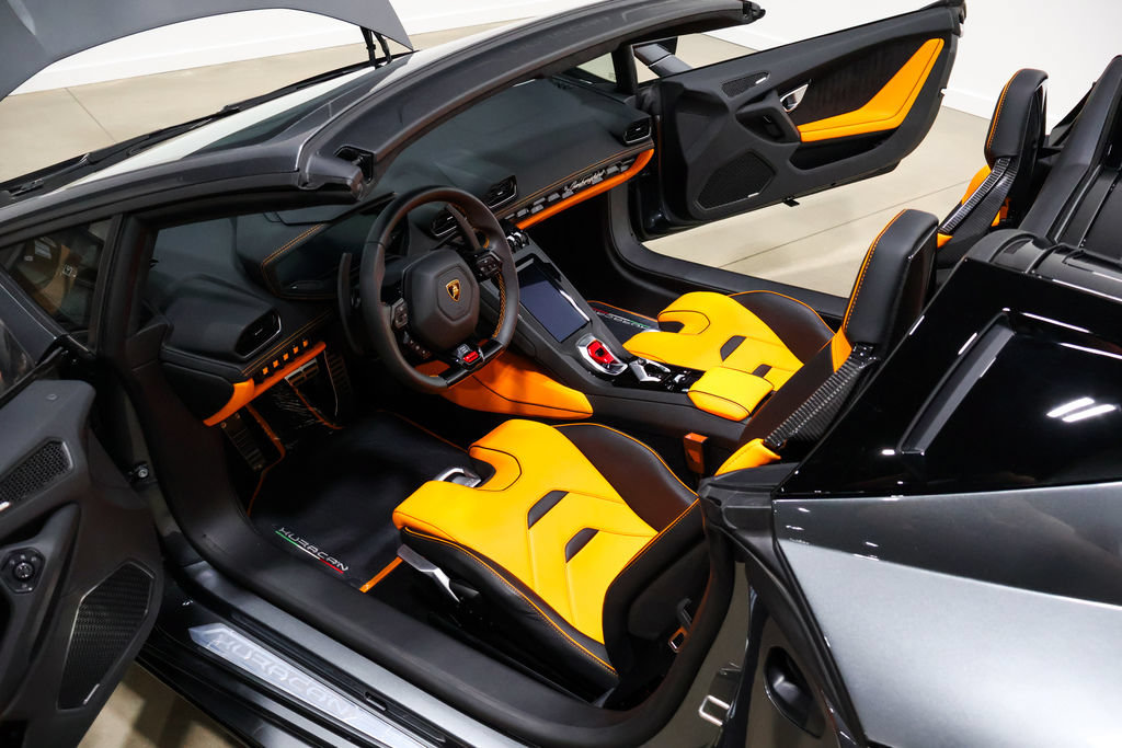 Used 2024 Lamborghini Huracan EVO AWD/4WD image 36