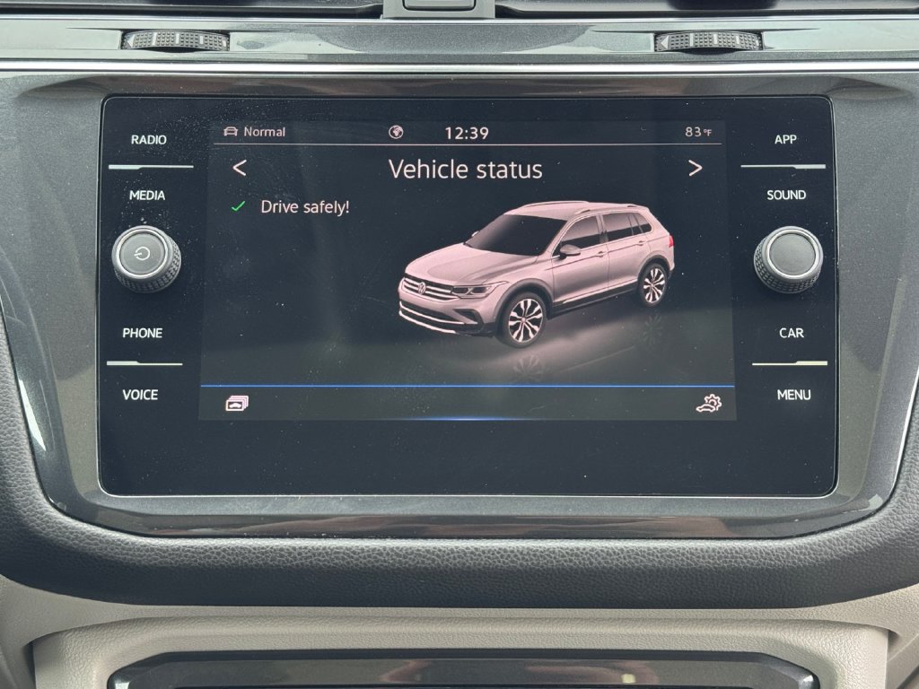 Used 2022 Volkswagen Tiguan SE AWD/4WD image 21