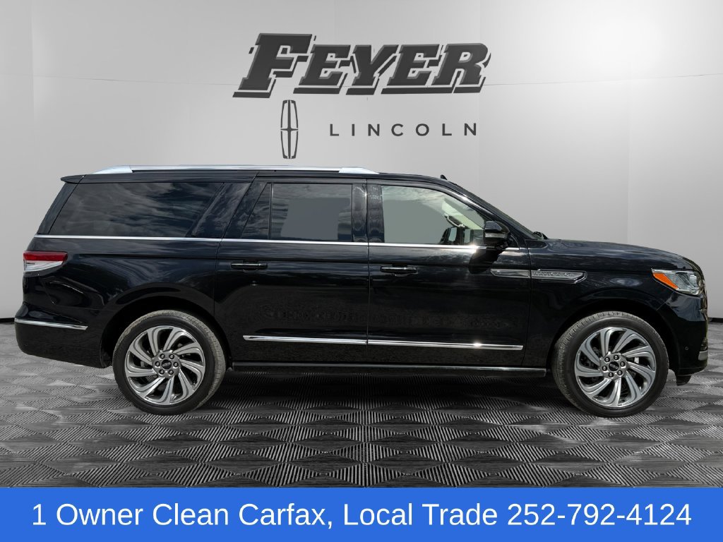 Used 2023 Lincoln Navigator L Reserve AWD/4WD image 6
