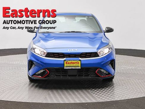 Used 2023 Kia Forte GT-Line w/ GT-Line Premium Package FWD image 2