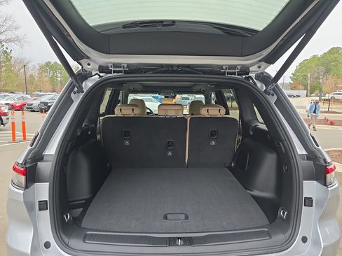 New 2026 Jeep Grand Cherokee Limited image 13