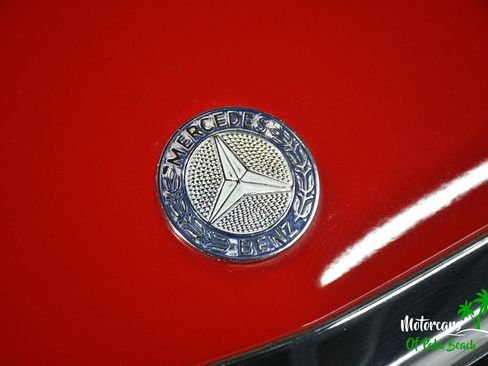 Used 1987 Mercedes-Benz 560 SL image 5