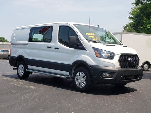 Used 2025 Ford Transit 250 Low Roof w/ Exterior Upgrade Package RWD image 3