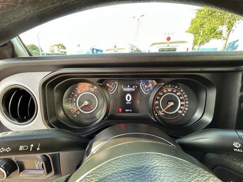 Used 2026 Jeep Gladiator Sport AWD/4WD image 35