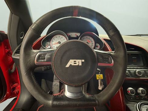 Used 2011 Audi R8 V10 AWD/4WD image 16