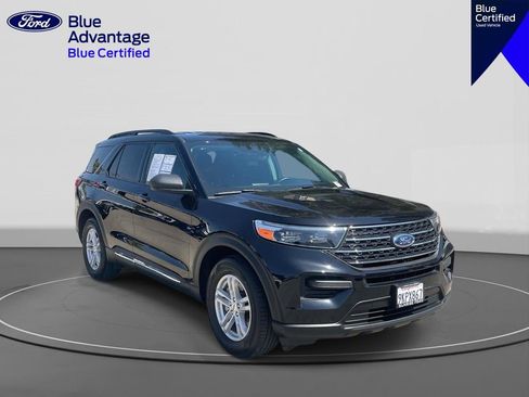 Certified 2023 Ford Explorer XLT RWD image 4