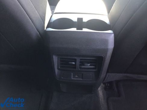 Used 2025 Chevrolet Colorado LT w/ Advanced Trailering Package image 15