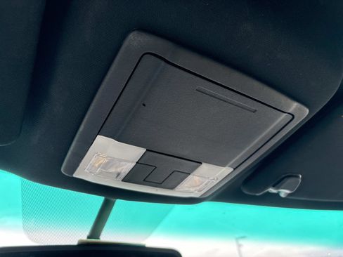 Used 2016 Ford Explorer XLT w/ Equipment Group 202A image 25