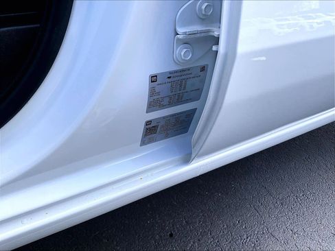 Used 2023 Chevrolet Silverado 1500 LT image 37