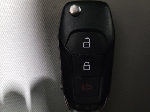 Used 2021 Ford EcoSport S FWD image 32