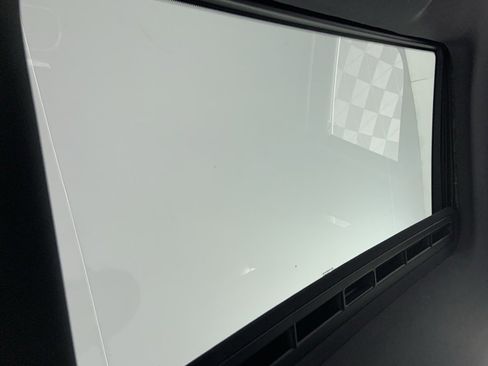 Used 2014 Porsche Cayenne w/ Basic Package image 17