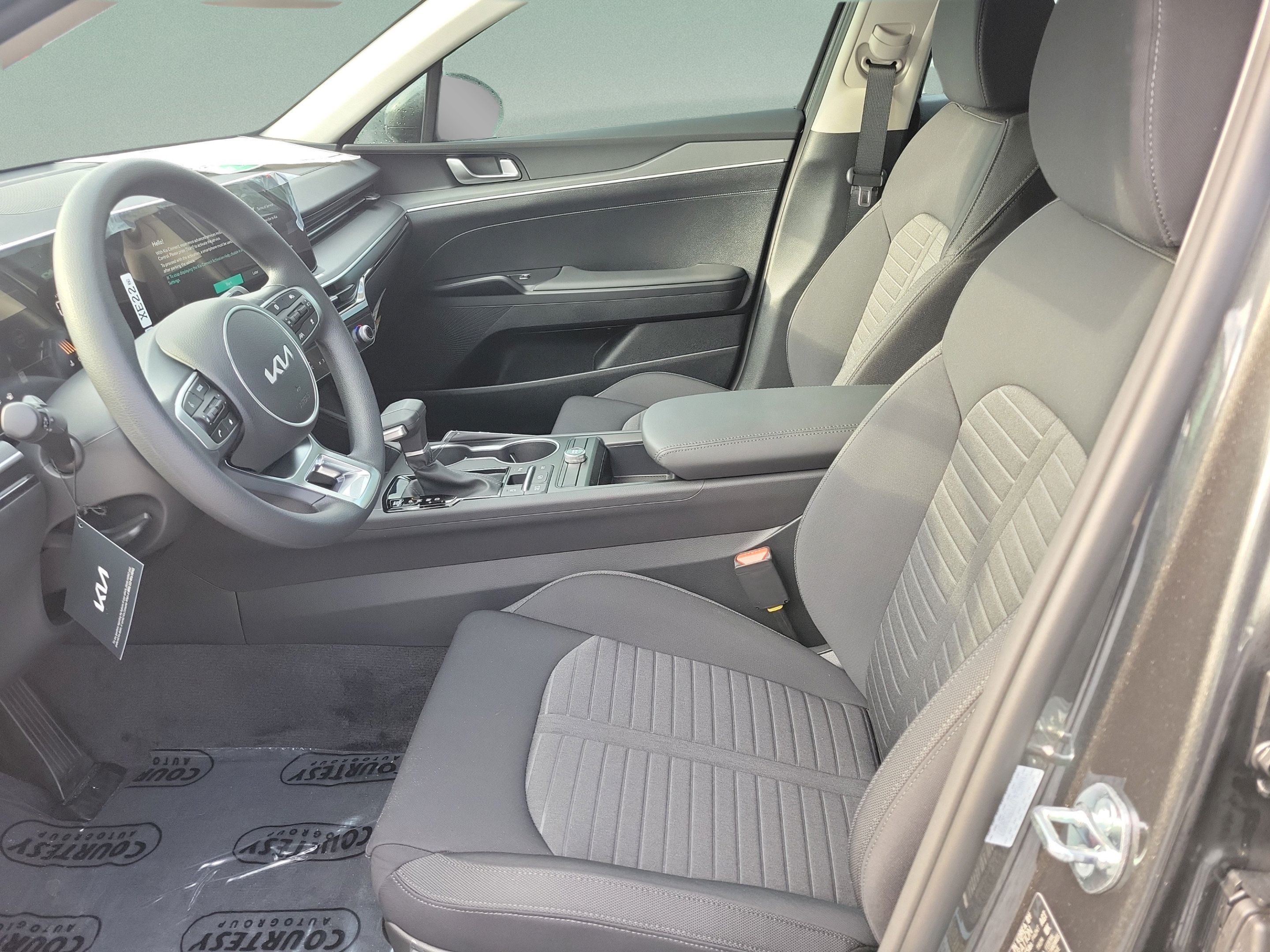New 2026 Kia K5 LXS FWD image 15