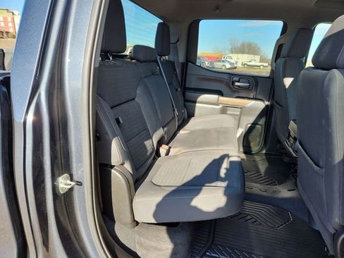Certified 2022 Chevrolet Silverado 1500 RST image 25