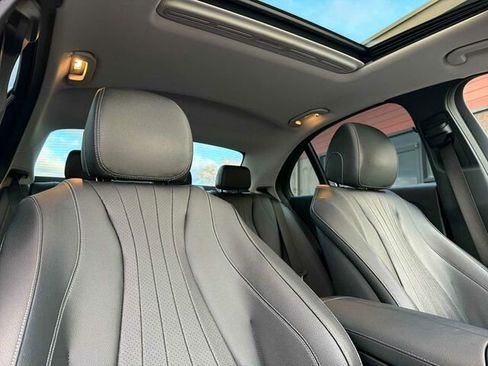 Used 2018 Mercedes-Benz E 300 image 20