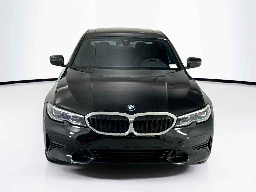 Certified 2019 BMW 330i Sedan w/ Driving Assistance Package RWD image 2