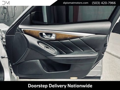 Used 2018 INFINITI Q50 Luxe w/ Cargo Package (L95) RWD image 26