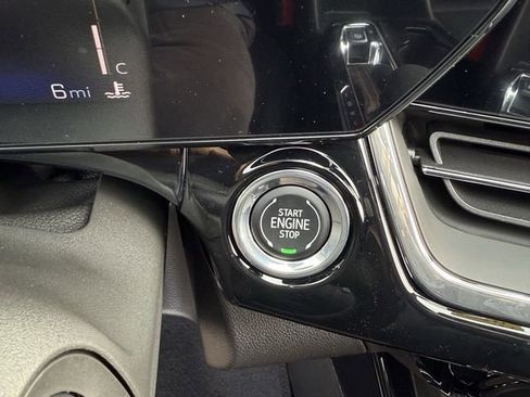 New 2026 Chevrolet Trax RS w/ Sunroof Package image 22