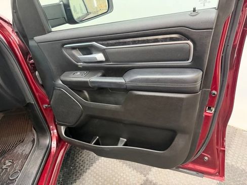 Used 2024 RAM 1500 Big Horn AWD/4WD image 37