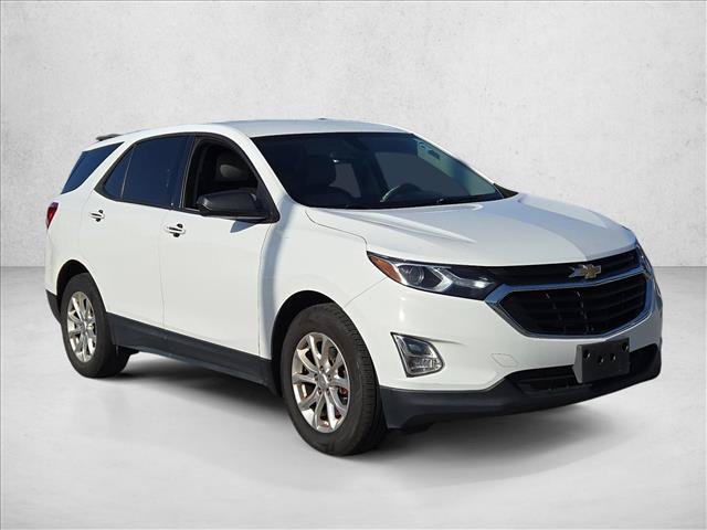 Used 2019 Chevrolet Equinox LS w/ LS Convenience Package FWD image 3