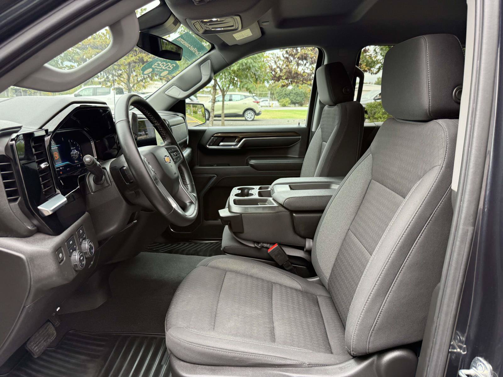 Certified 2023 Chevrolet Silverado 1500 LT AWD/4WD image 13