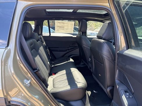 New 2026 Jeep Cherokee Overland AWD/4WD image 29