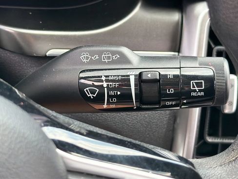 Used 2022 Kia Sorento LX FWD image 21