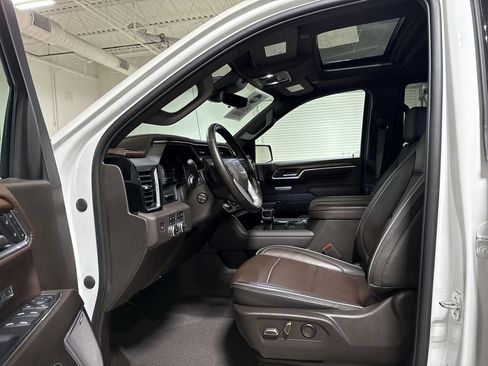 Used 2023 GMC Sierra 1500 Denali w/ Denali Reserve Package AWD/4WD image 21