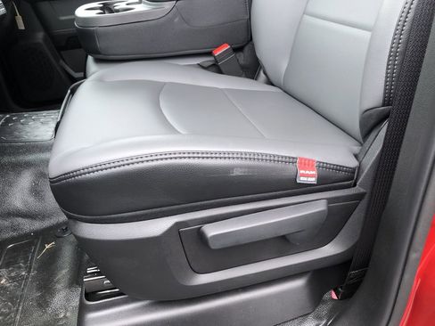 New 2026 RAM 4500 Tradesman w/ Chrome Appearance Group image 14