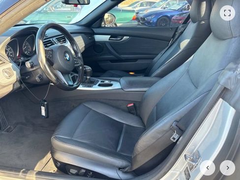 Used 2011 BMW Z4 sDrive35i RWD image 2