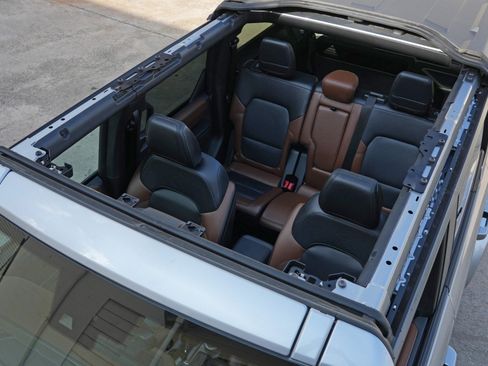 Used 2024 Ford Bronco Outer Banks AWD/4WD image 63