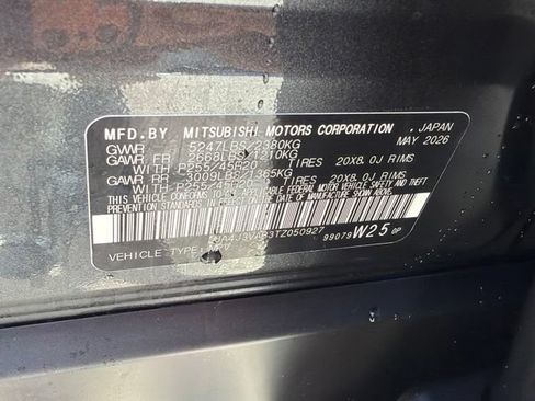 New 2026 Mitsubishi Outlander LE FWD image 23