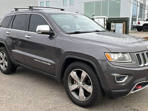 Used 2015 Jeep Grand Cherokee Limited w/ Trailer Tow Group IV image 5
