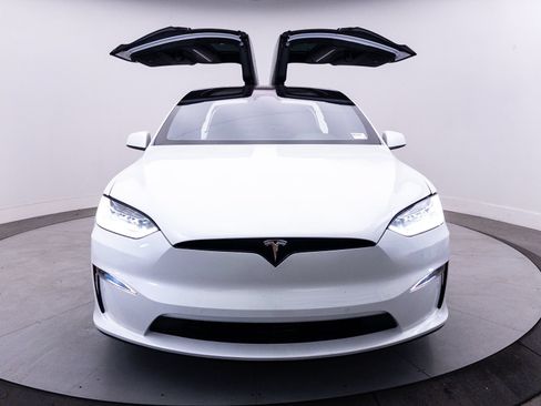 Used 2022 Tesla Model X AWD/4WD image 2
