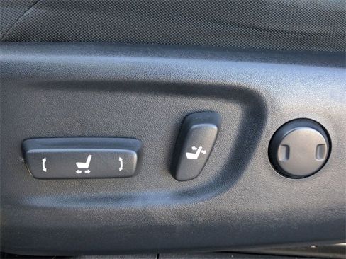 Used 2018 Toyota 4Runner TRD Off-Road w/ TRD Performance Package image 17