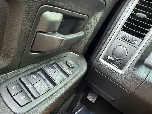 Used 2019 RAM 1500 Tradesman w/ Popular Equipment Group AWD/4WD image 27