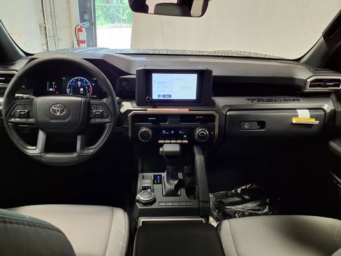 New 2026 Toyota Tacoma SR5 AWD/4WD image 11