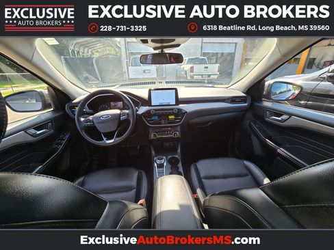 Used 2022 Ford Escape SEL image 10