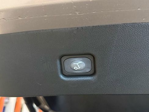 Used 2020 Lincoln Nautilus Reserve w/ Cargo Utility Package image 19