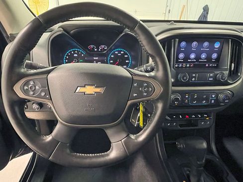 Used 2019 Chevrolet Colorado Z71 image 34