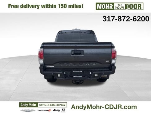 Used 2022 Toyota Tacoma TRD Sport image 6
