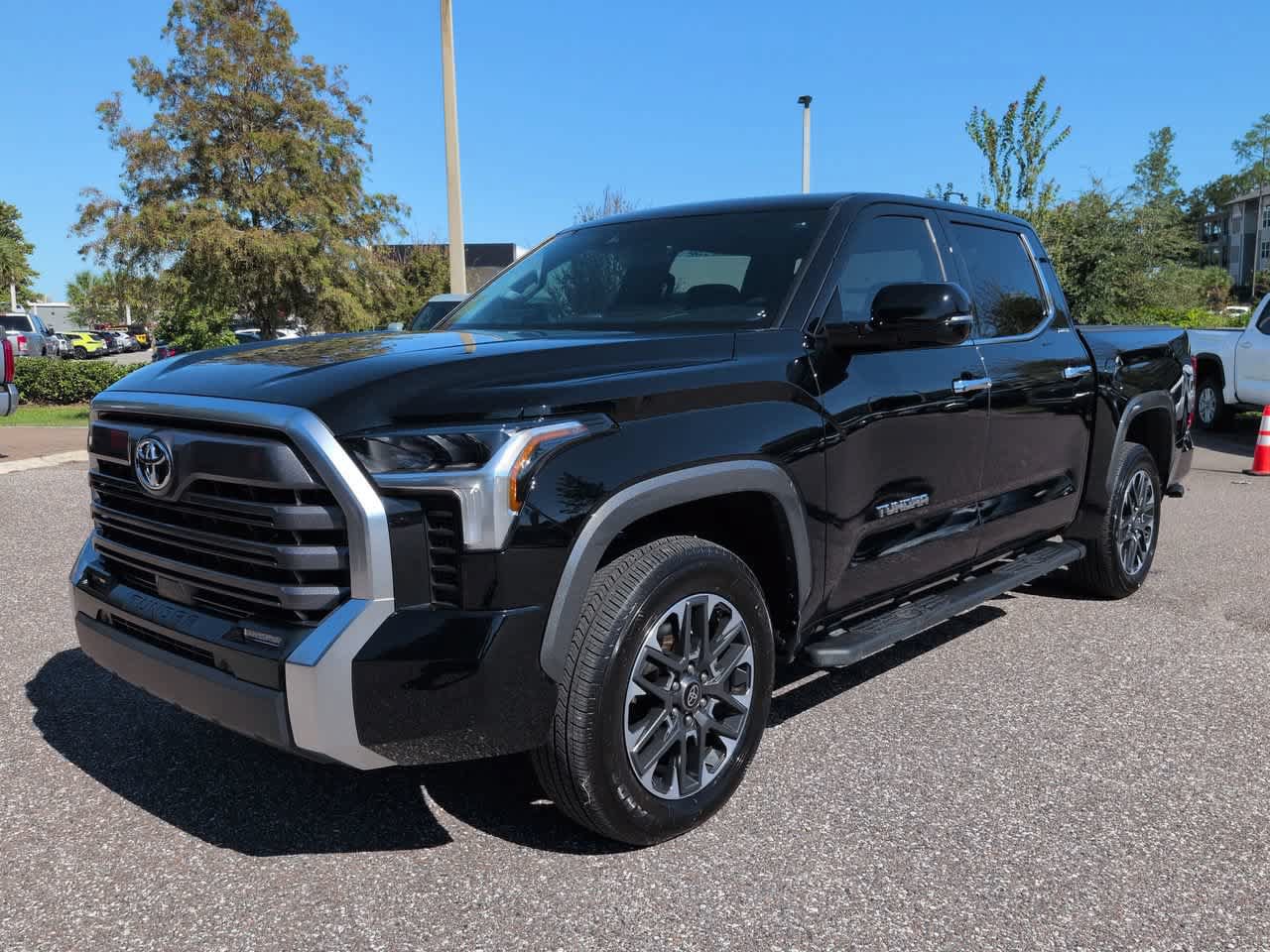 Certified 2026 Toyota Tundra Limited AWD/4WD image 2