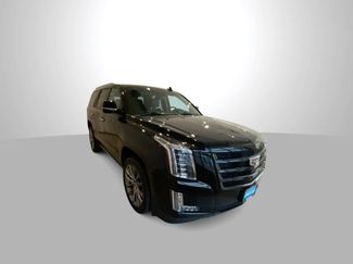 Used 2019 Cadillac Escalade Premium Luxury w/ Escalade Sport Edition video 2