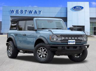 Used 2023 Ford Bronco Badlands video 2
