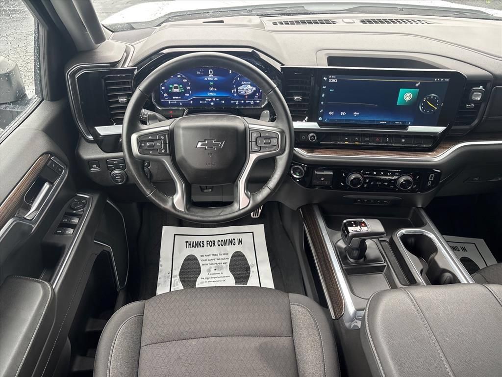 Used 2024 Chevrolet Silverado 1500 RST w/ Redline Edition AWD/4WD image 22