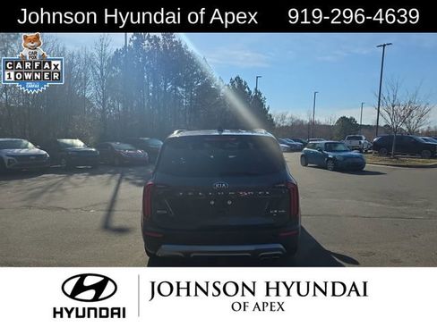 Used 2020 Kia Telluride EX image 16