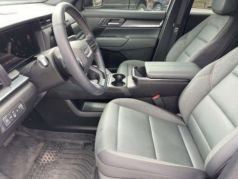 Used 2026 GMC Terrain AT4 image 19